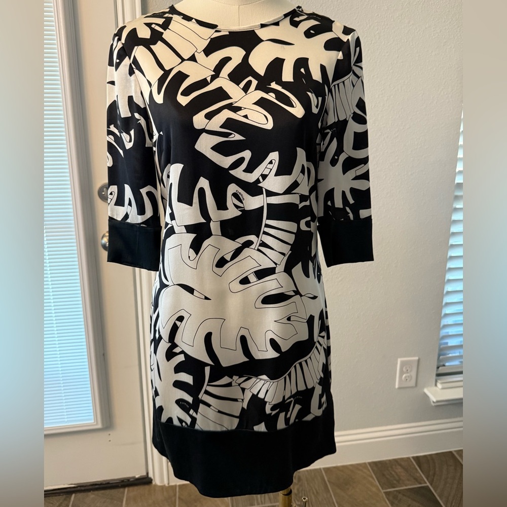 2B Bebe Silk Black White Abstract Leaf Shift Dress 3/4 Sleeve XS